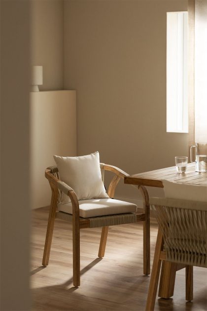 Silla de Comedor con Reposabrazos en Madera de Acacia Mumbai