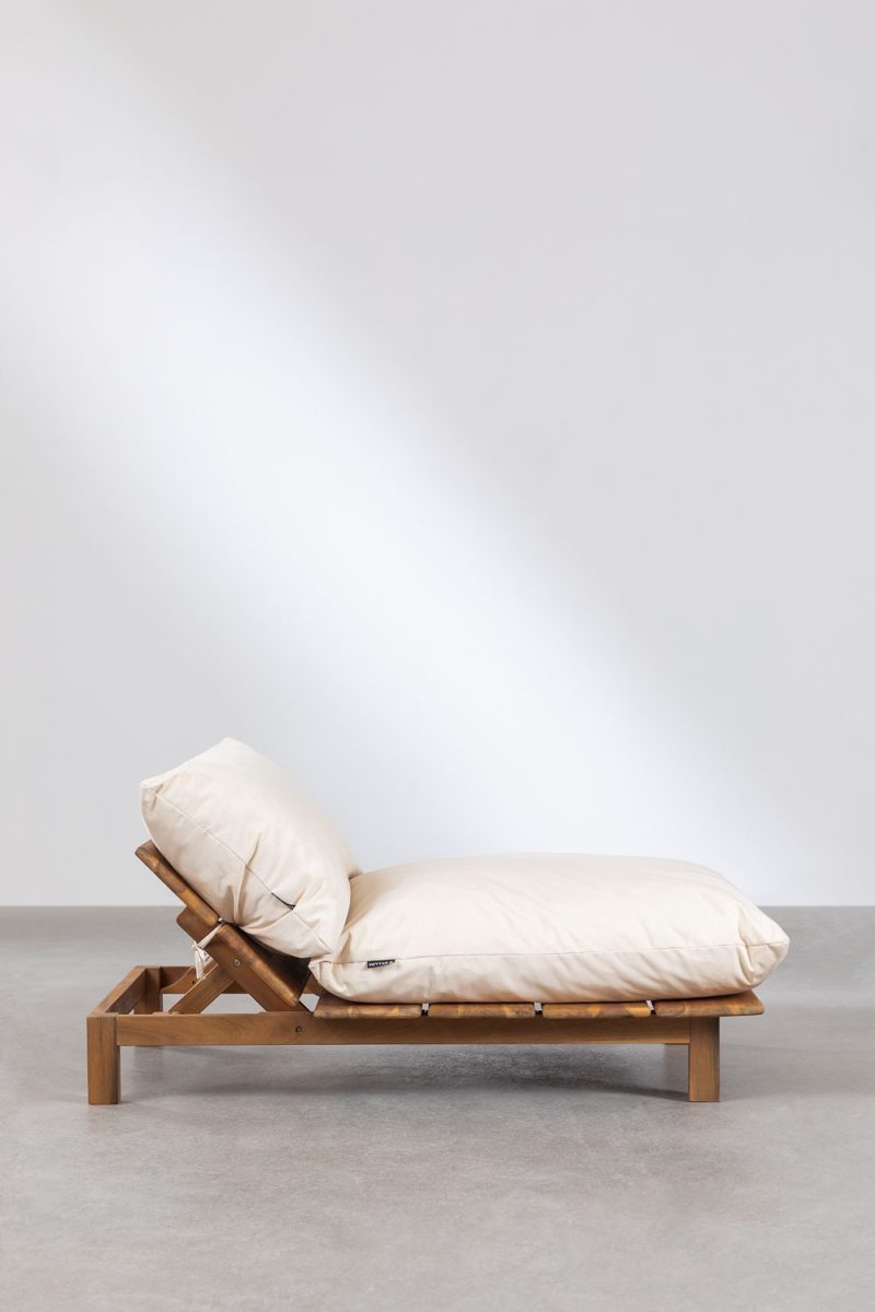 Experimenta la comodidad al aire libre con el Sofá Modular Reclinable de Jardín Verve en Jameos Estudio. Estilo natural y versatilidad en 4 piezas. ¡Descúbrelo hoy!