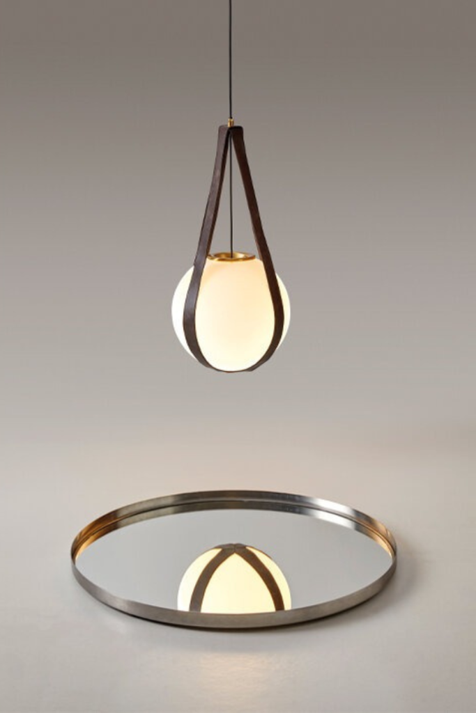 Descubre la magia de la luz con LOB Fluzo Project de MASSMI en Jameos Estudio. Sistema innovador, estética elegante. ¡Ilumina con estilo!