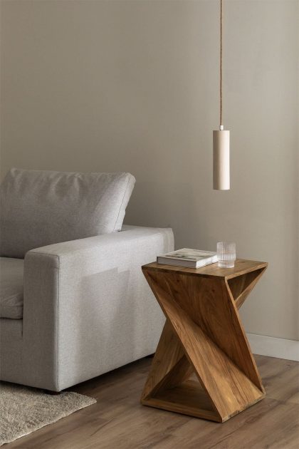 Experimenta la elegancia moderna con nuestra Mesa Auxiliar Lyrik en Madera de Acacia. ¡Funcionalidad y estilo canario en cada detalle!