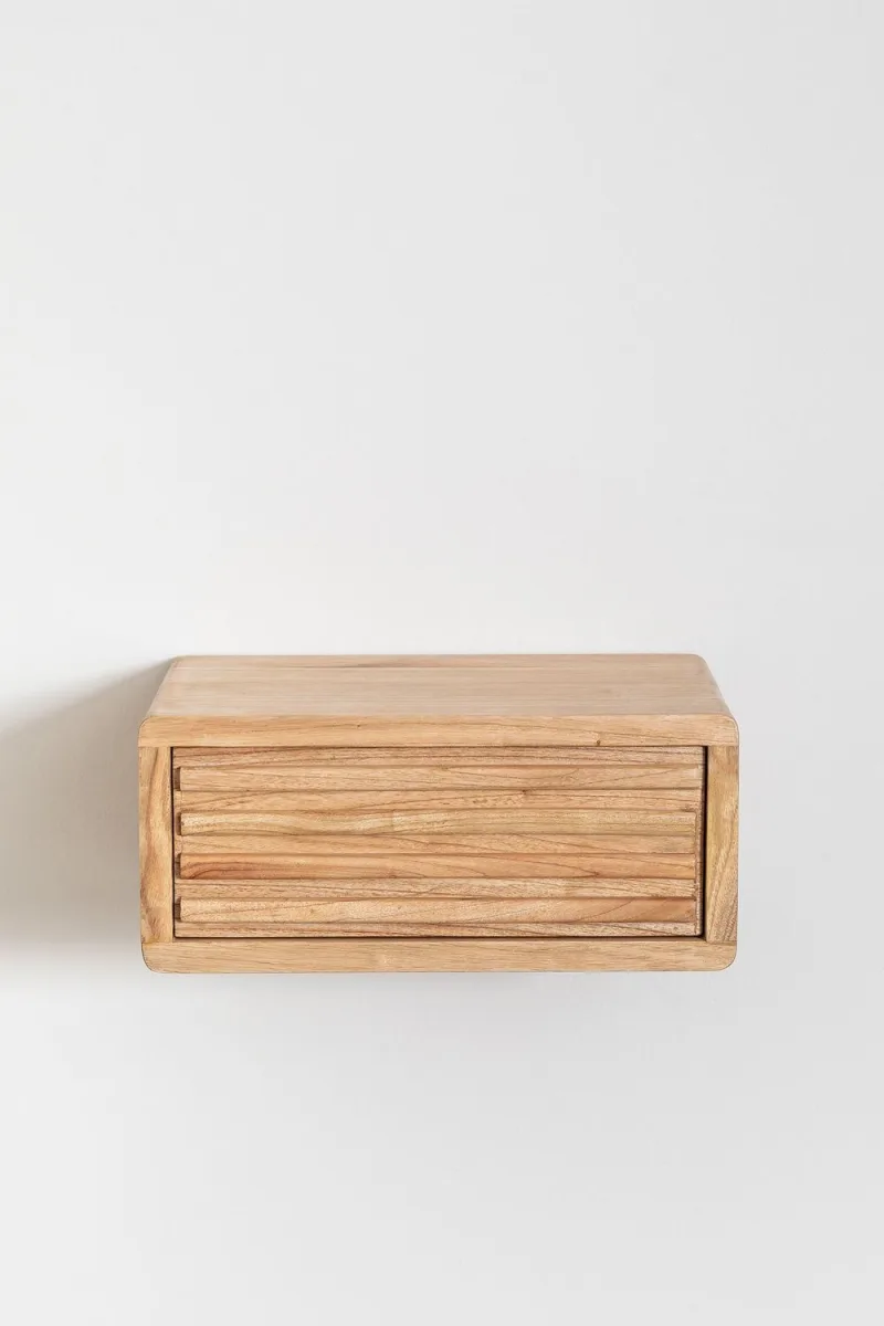 Eleva tu dormitorio con la Mesita de Noche Flotante Linus de Jameos Estudio. Madera mindi, elegancia flotante y funcionalidad única. ¡Descúbrela ahora!