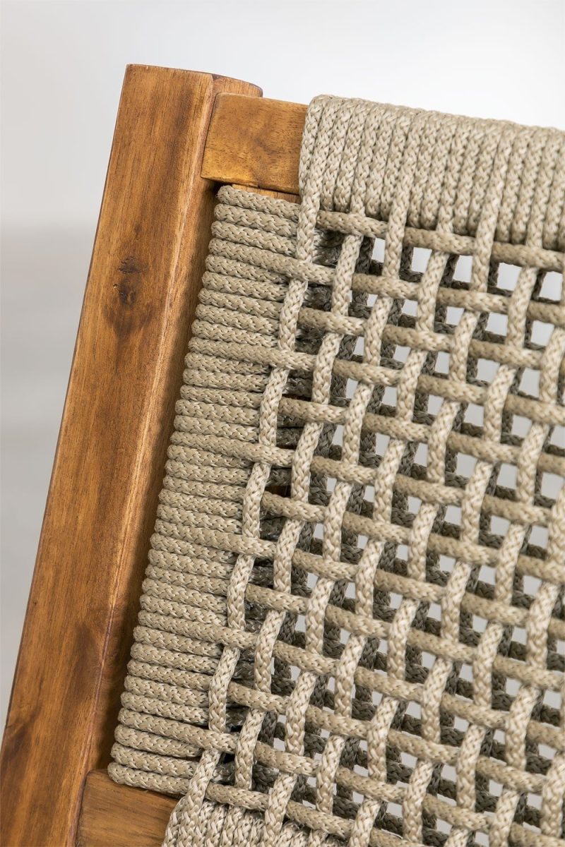 Descubre la Silla de Comedor Vortex: elegancia en madera de acacia con diseño único. Combina estilo y comodidad en tu hogar con Jameos Estudio.