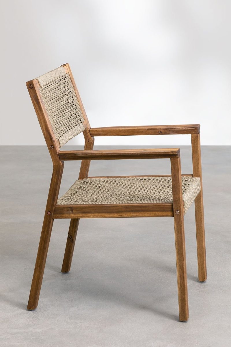 Descubre la Silla de Comedor Vortex: elegancia en madera de acacia con diseño único. Combina estilo y comodidad en tu hogar con Jameos Estudio.