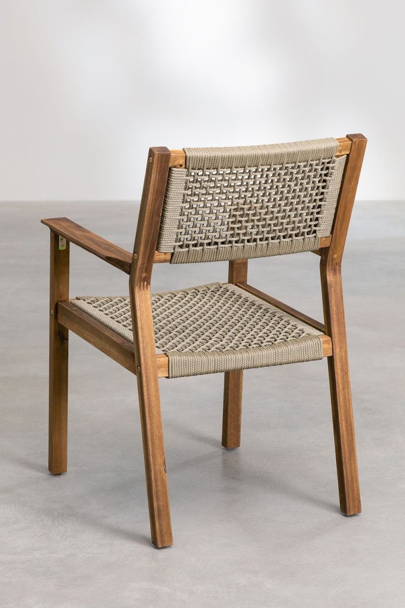 Descubre la Silla de Comedor Vortex: elegancia en madera de acacia con diseño único. Combina estilo y comodidad en tu hogar con Jameos Estudio.